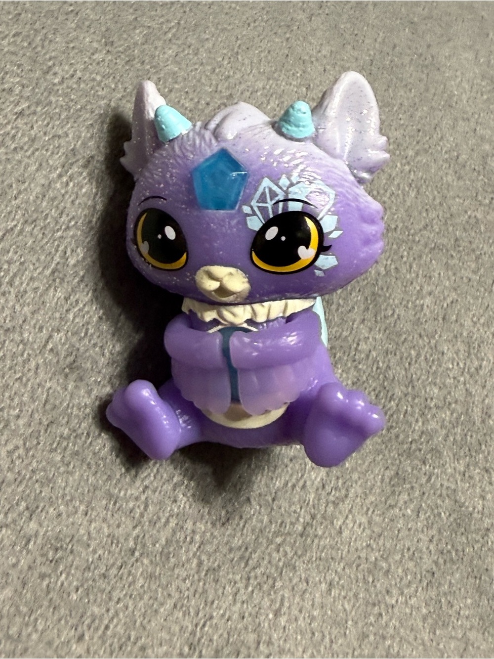 Magic Mixies Mixlings Lanu Purple Castling Figure Shimmer Magic